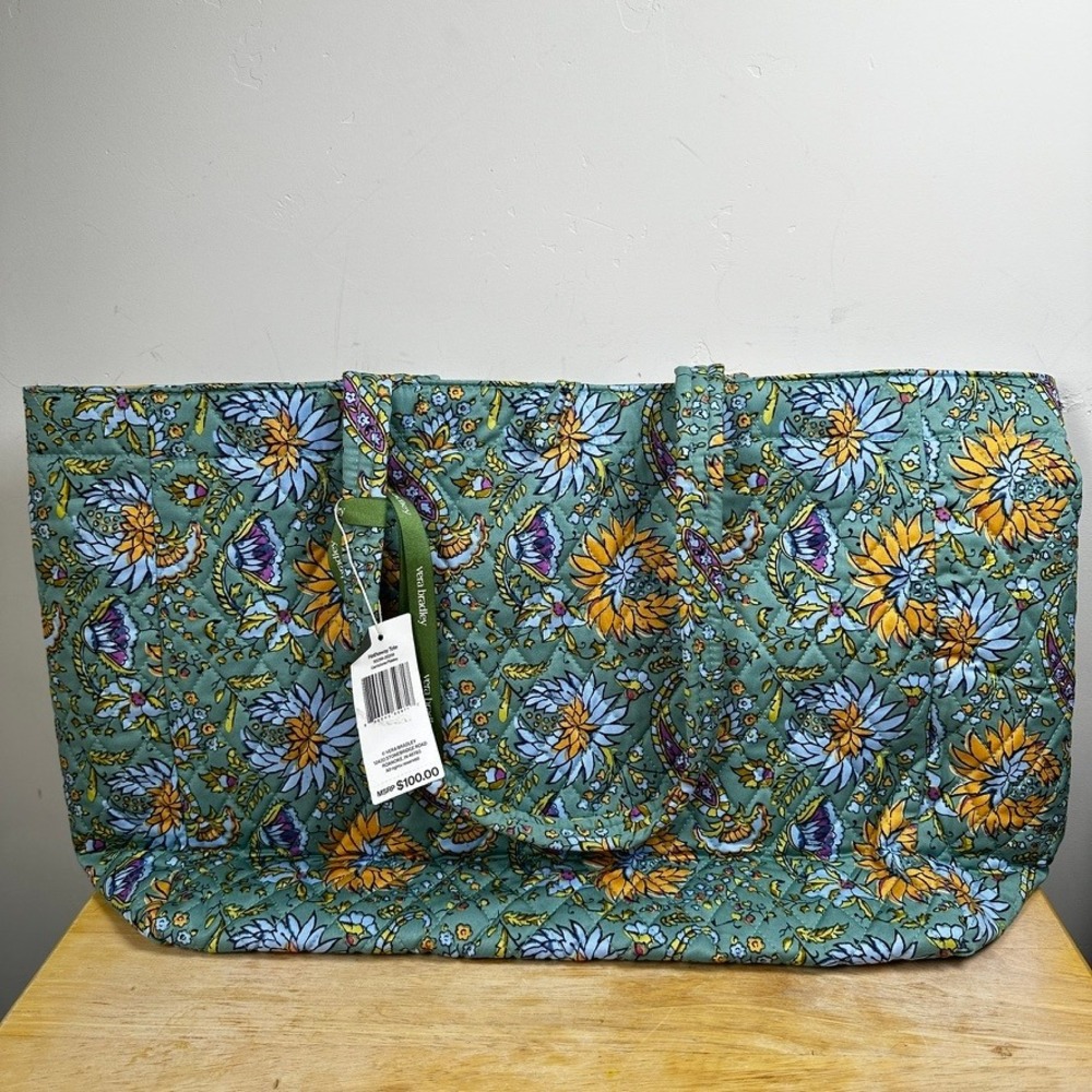 Vera Bradley Gemstone Paisley Hathaway Tote Green Quilted Floral Cotton NWT